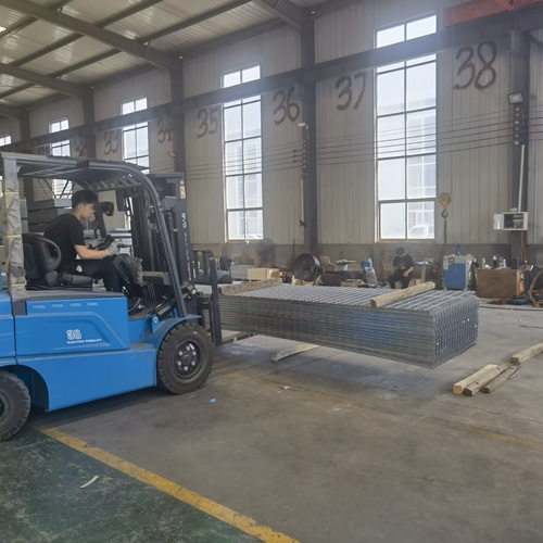 從工廠到市政，鋼格柵如何撐起工程建設半邊天？