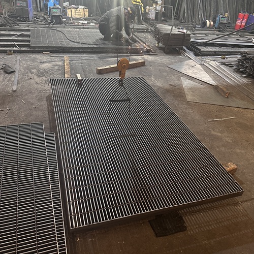 國內鋼格板vs進口鋼格板，性價比分析